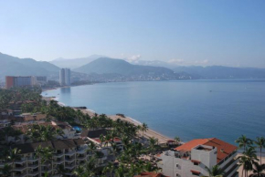Beachfront view Condo beside la Isla Mall
